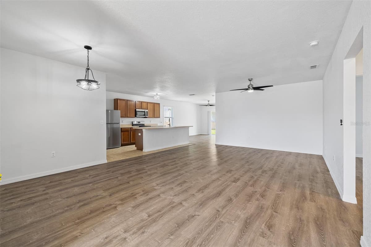 3695 JULIUS ESTATES BOULEVARD — photo 9 of 35