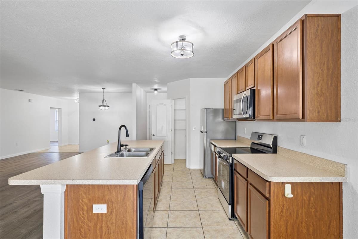 3695 JULIUS ESTATES BOULEVARD — photo 12 of 35
