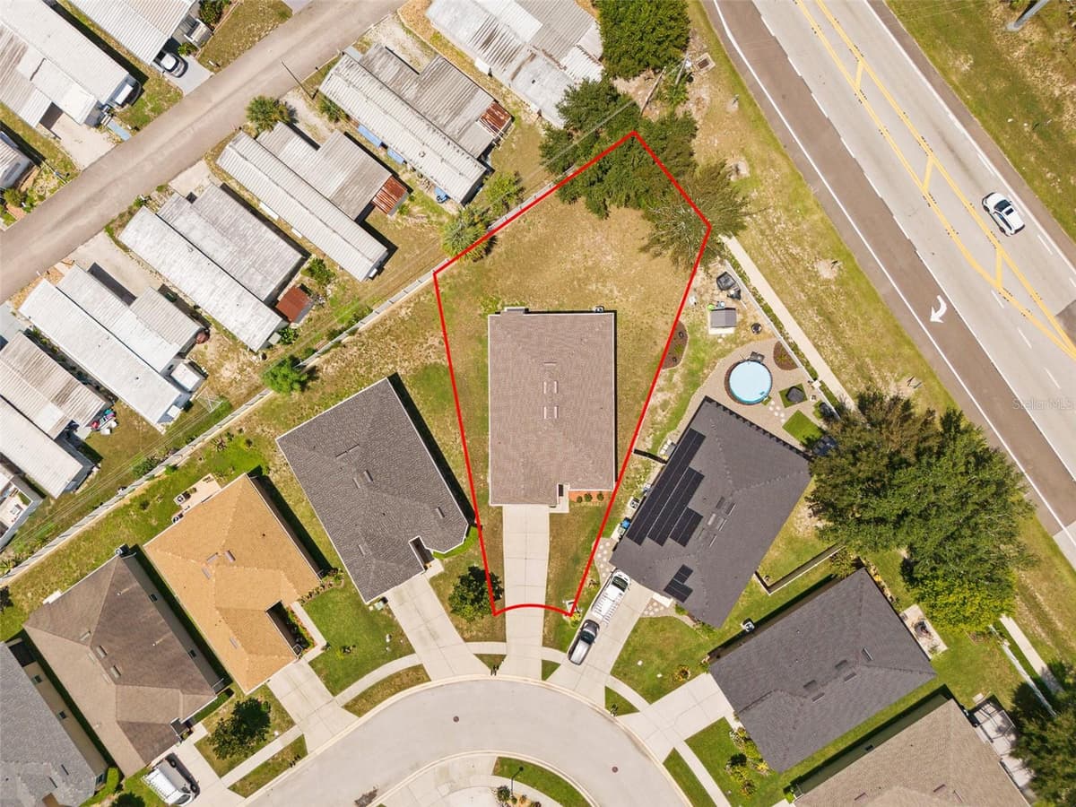 3695 JULIUS ESTATES BOULEVARD — photo 29 of 35