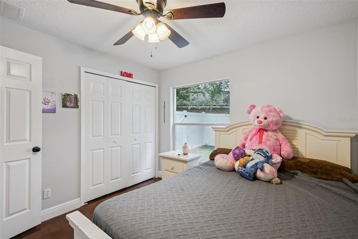 806 OAK FOREST COURT — photo 19 of 31