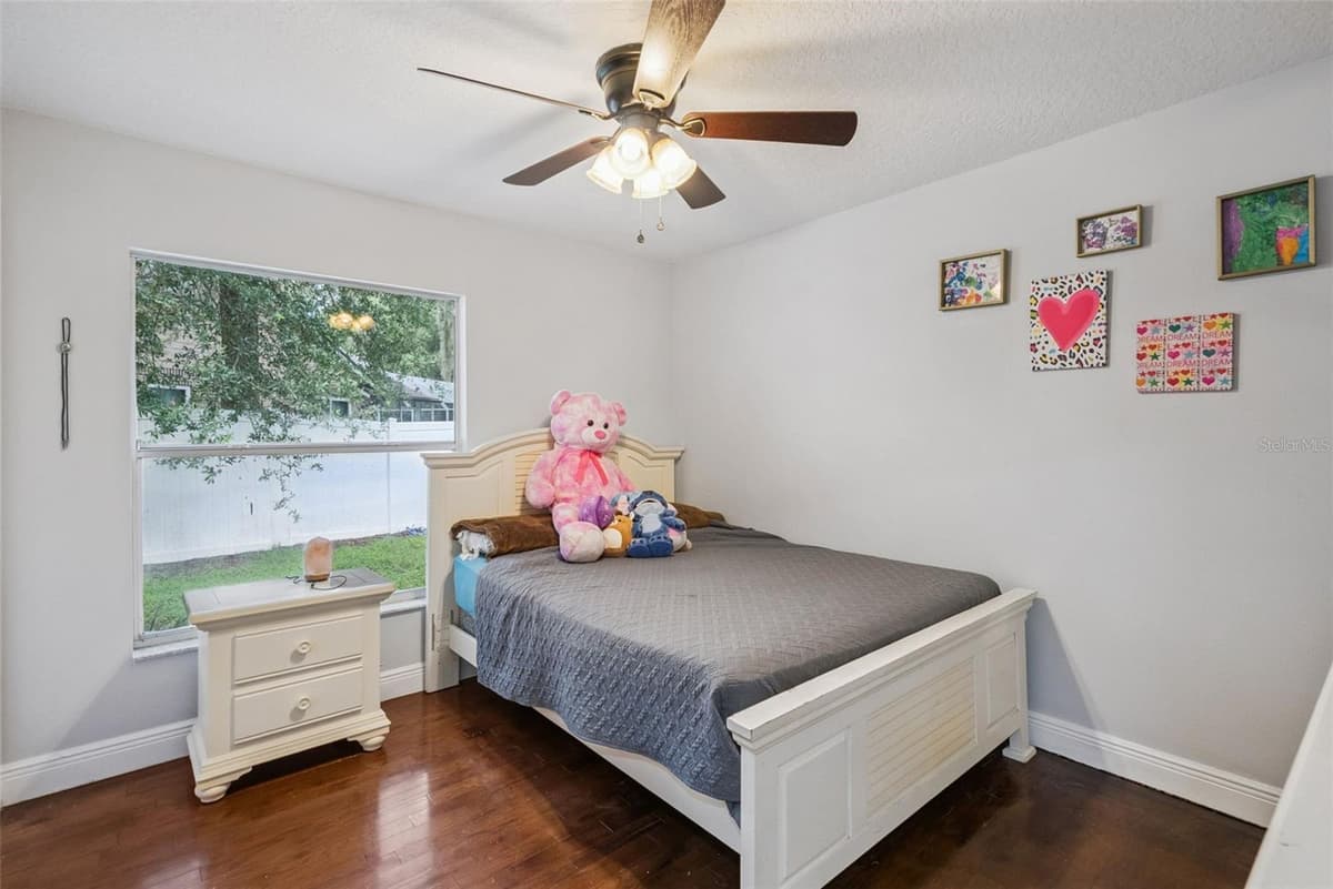 806 OAK FOREST COURT — photo 18 of 31