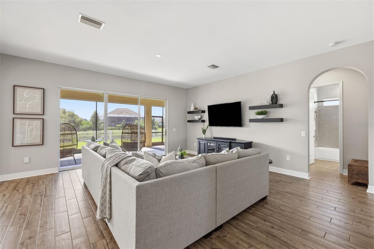 7292 BAY LAUREL COURT — photo 5 of 65