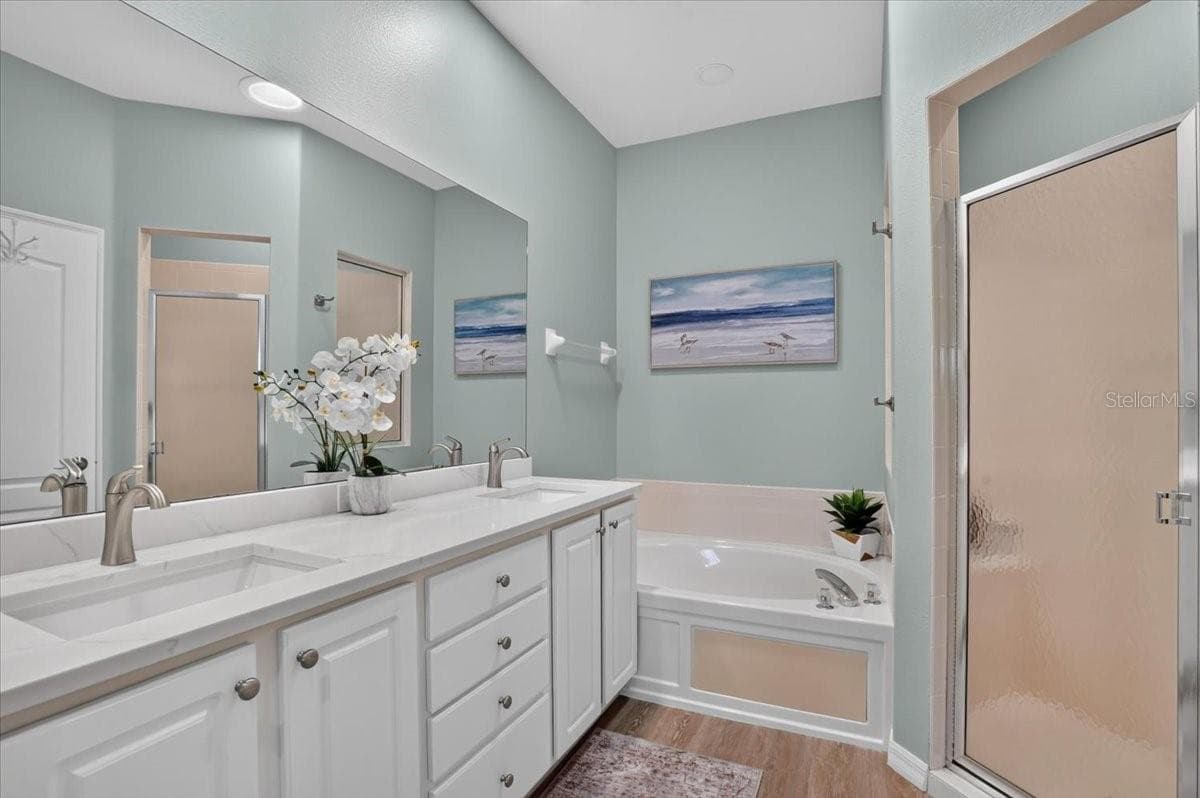 5037 WHISPERING OAKS DRIVE — photo 18 of 64