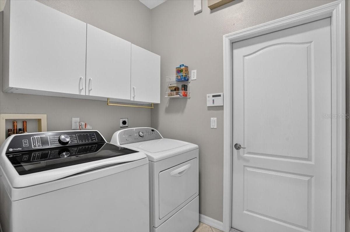 5037 WHISPERING OAKS DRIVE — photo 33 of 64