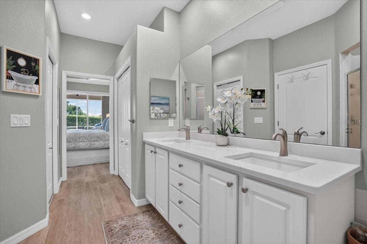 5037 WHISPERING OAKS DRIVE — photo 19 of 64