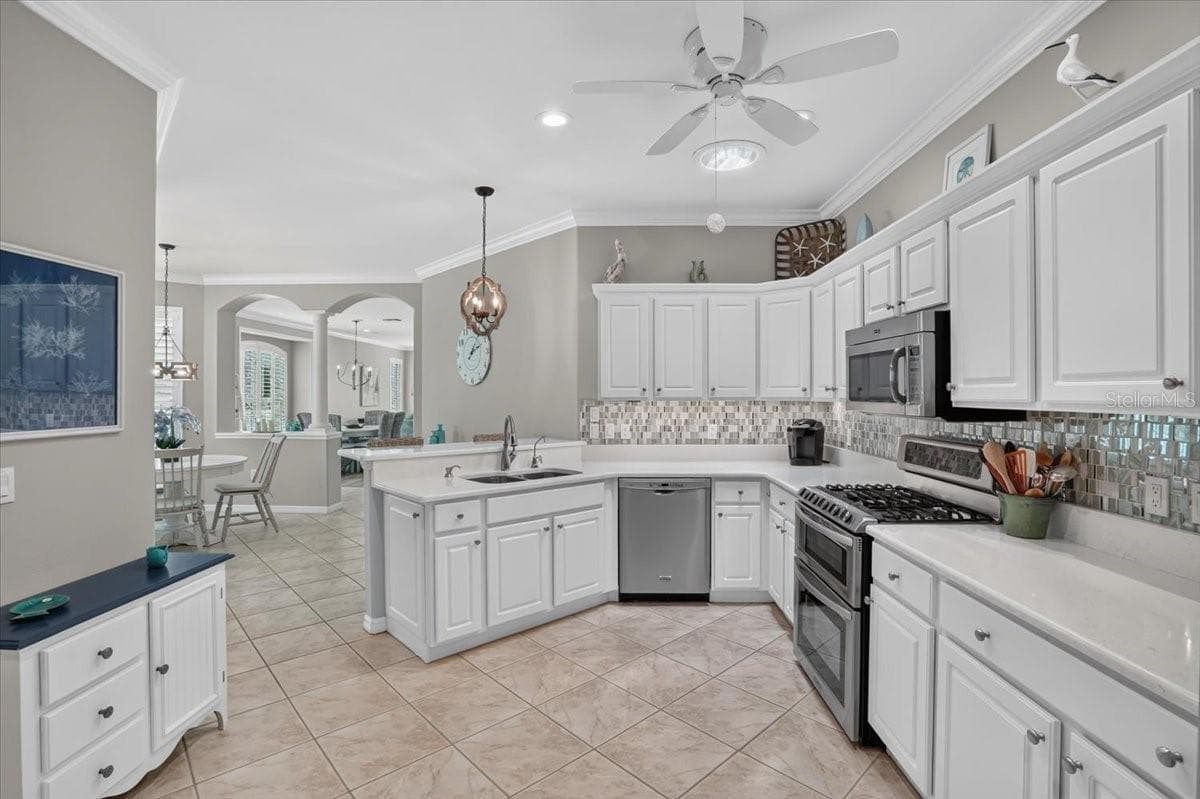 5037 WHISPERING OAKS DRIVE — photo 25 of 64