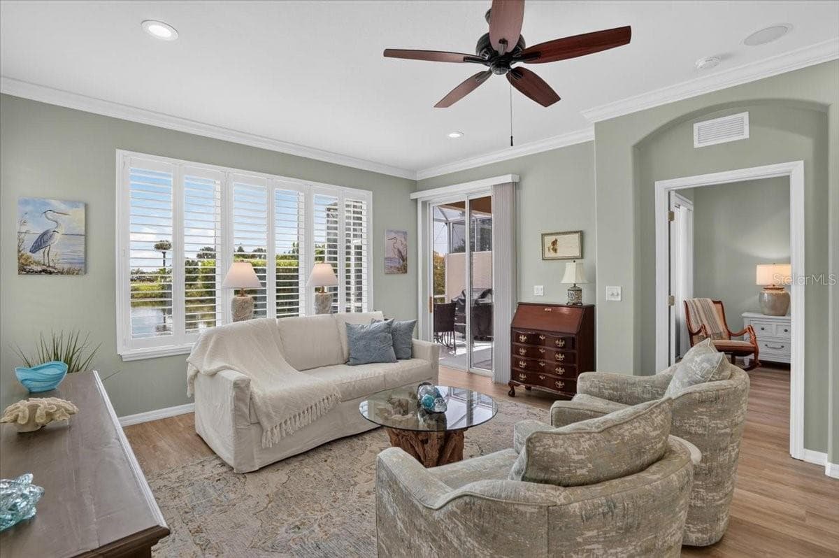 5037 WHISPERING OAKS DRIVE — photo 11 of 64
