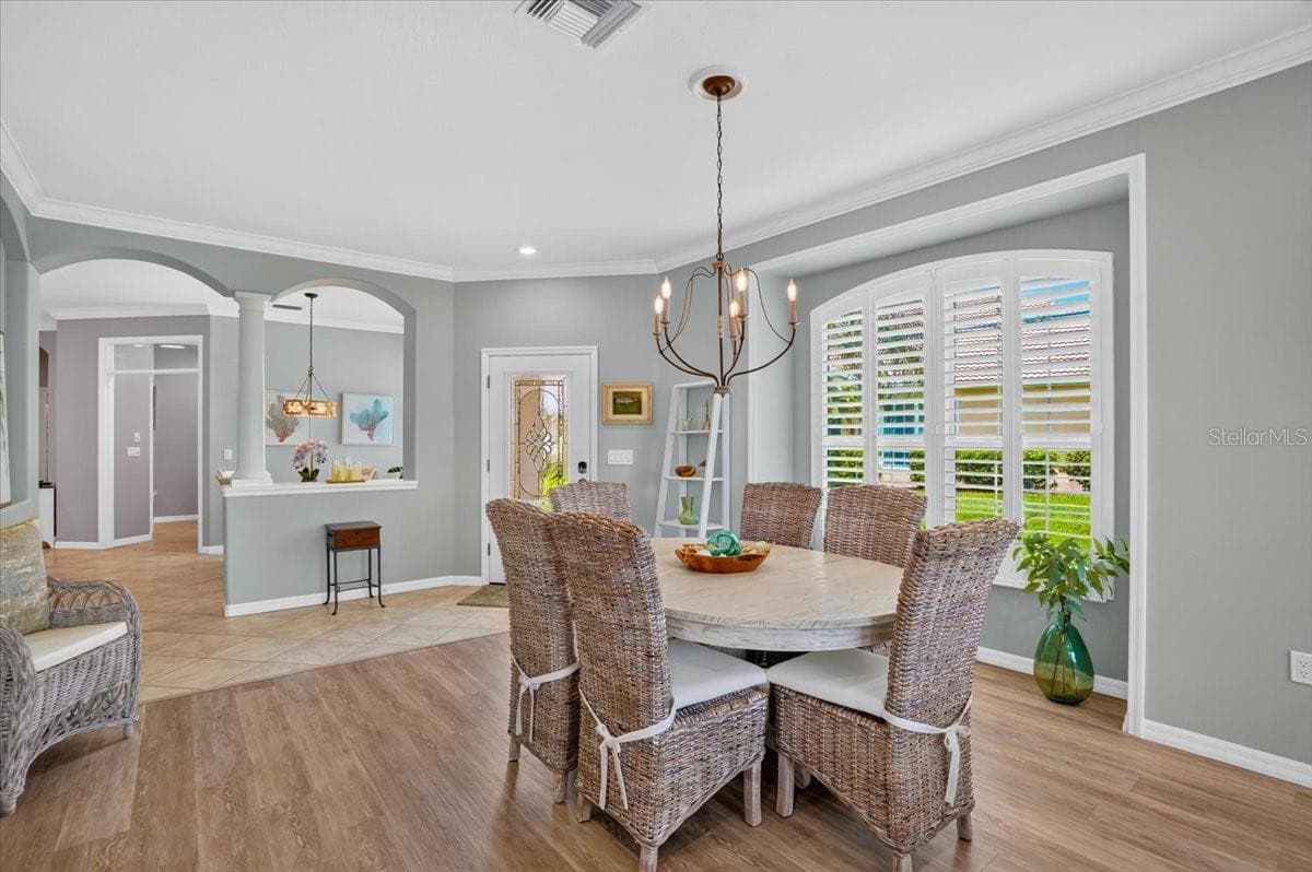 5037 WHISPERING OAKS DRIVE — photo 14 of 64
