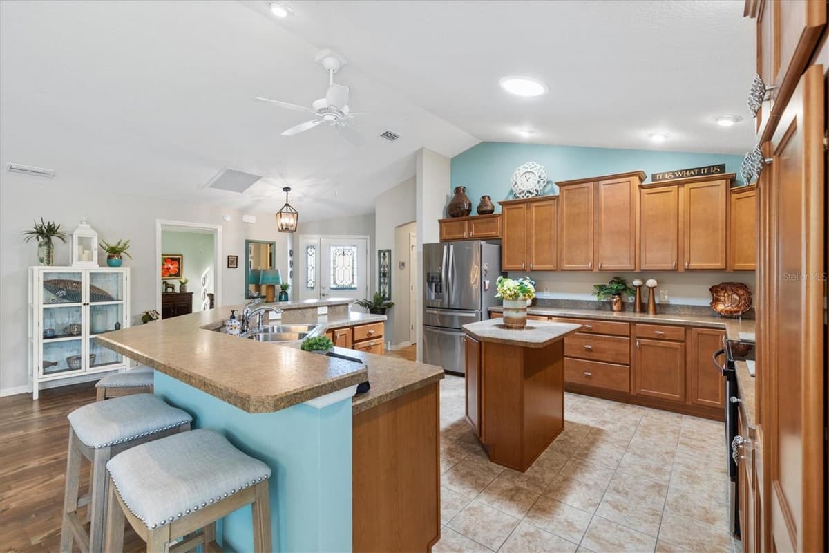 2334 ROSE ARBOR STREET — photo 8 of 35
