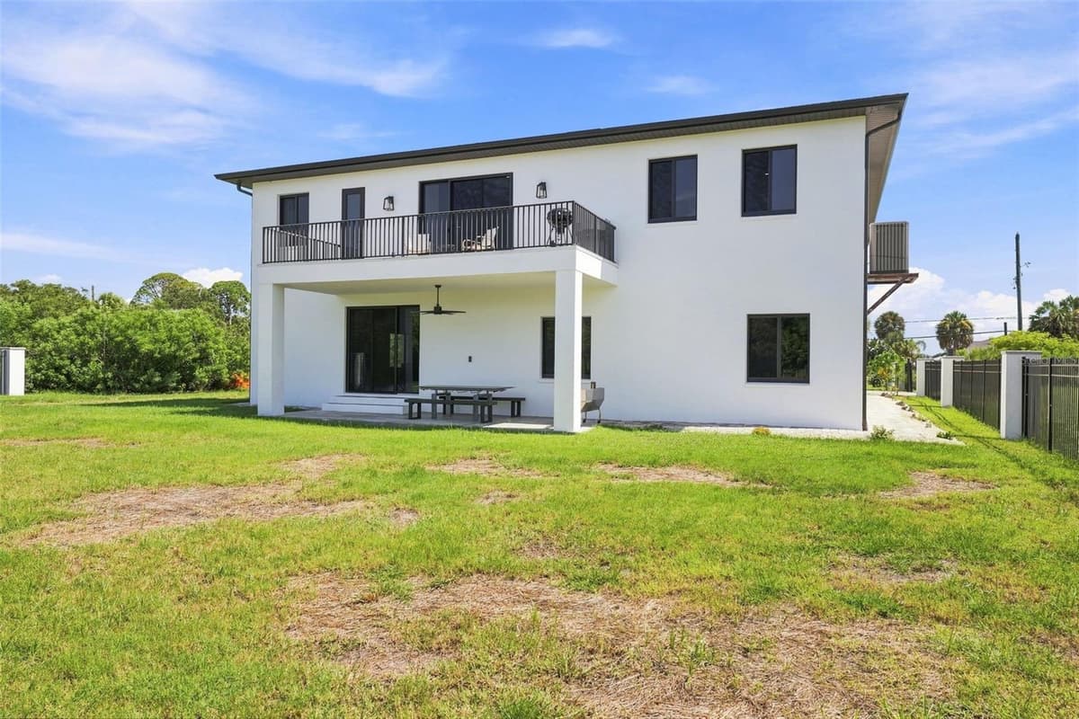 5035 BAY BOULEVARD — photo 84 of 95