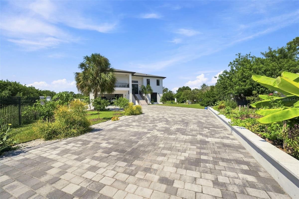 5035 BAY BOULEVARD — photo 83 of 95