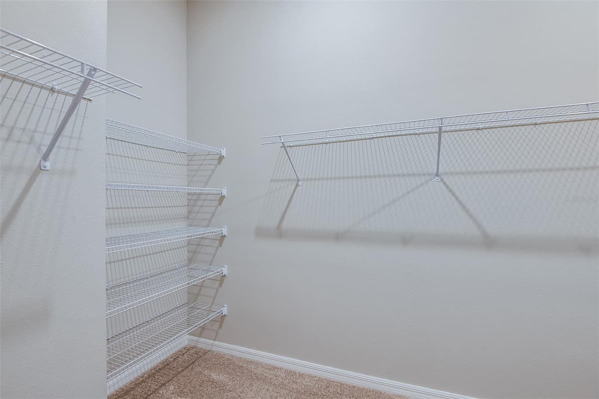2199 LAWSON WAY — photo 7 of 25