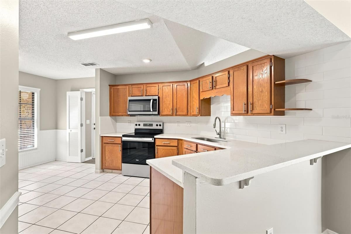 720 TOMLINSON TERRACE — photo 14 of 44
