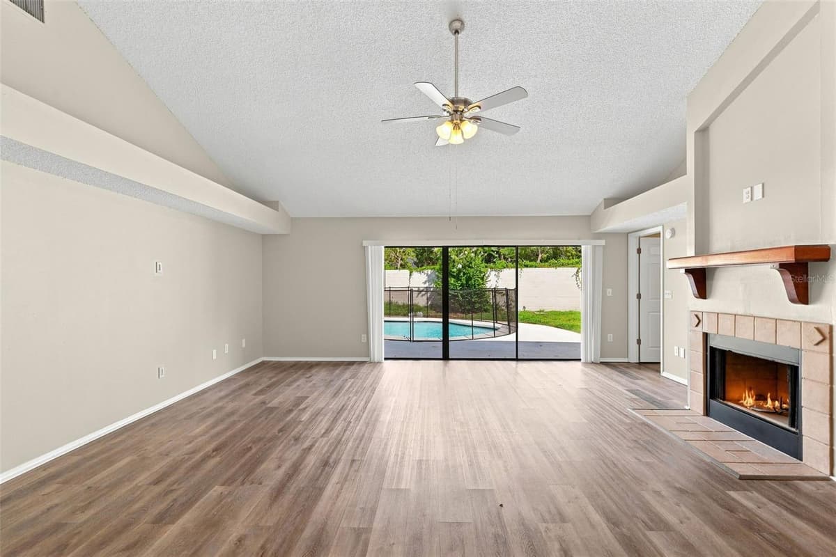 720 TOMLINSON TERRACE — photo 8 of 44
