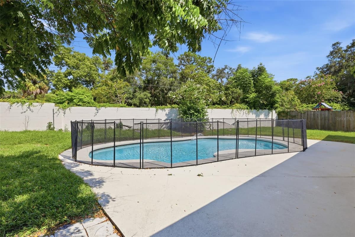 720 TOMLINSON TERRACE — photo 38 of 44