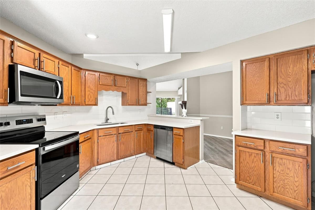 720 TOMLINSON TERRACE — photo 19 of 44