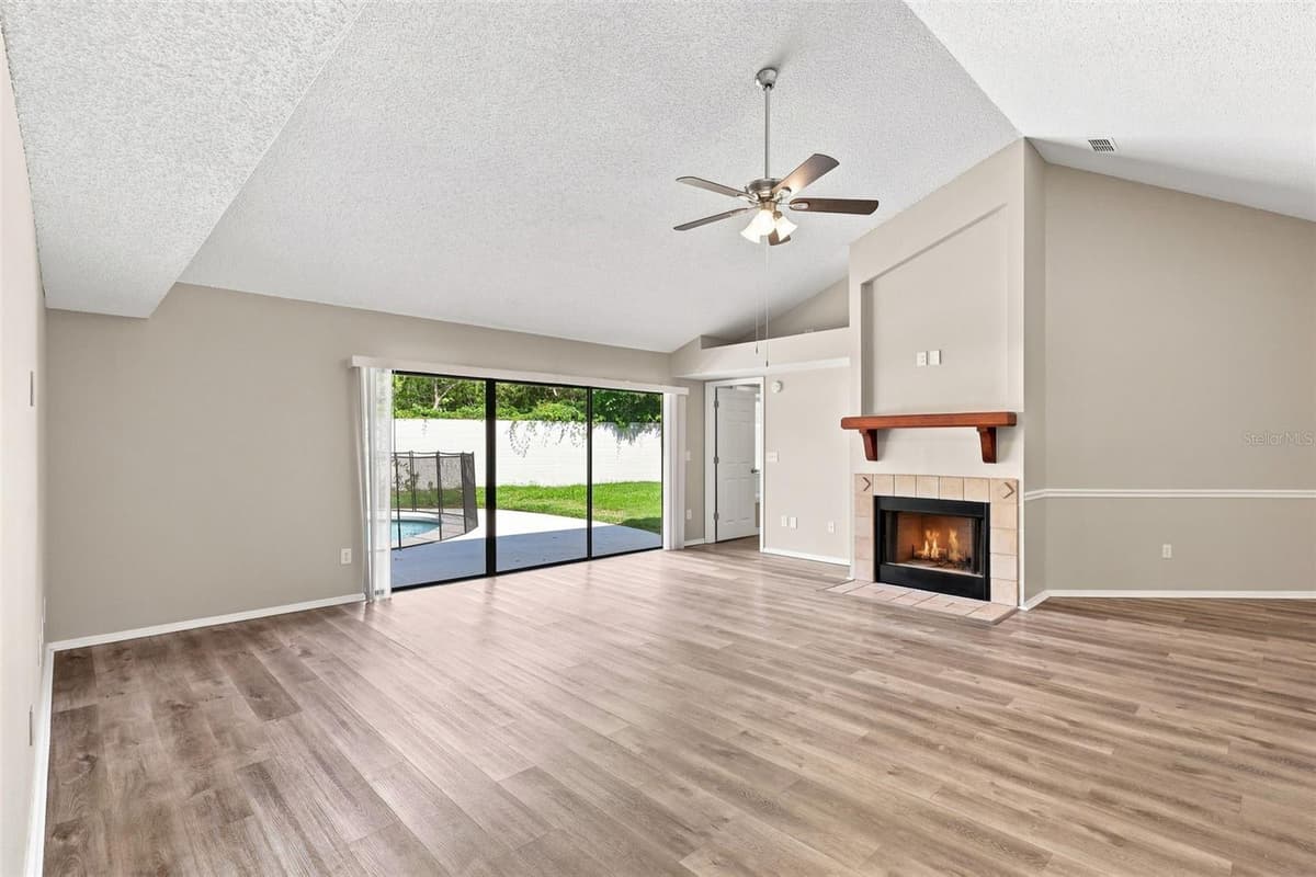 720 TOMLINSON TERRACE — photo 10 of 44