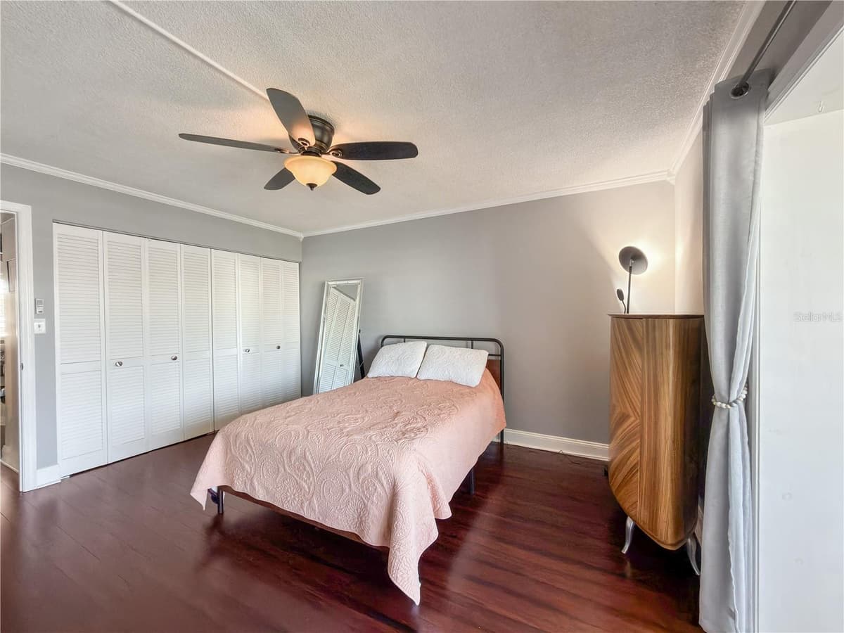 8100 DR MARTIN LUTHER KING JR STREET — photo 13 of 32