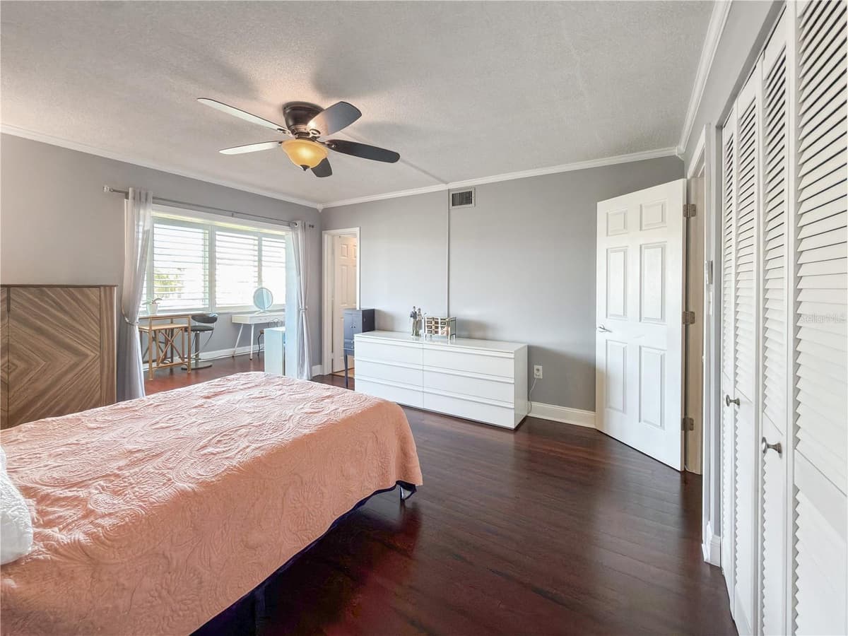 8100 DR MARTIN LUTHER KING JR STREET — photo 12 of 32