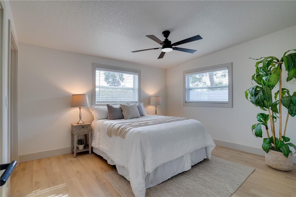 1411 TYRONE BOULEVARD — photo 14 of 39