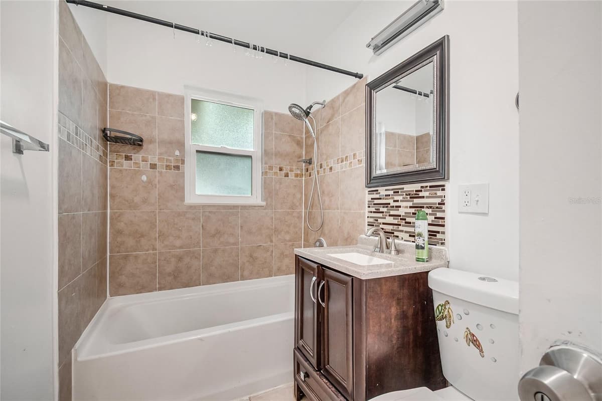 723 24TH STREET — photo 18 of 50