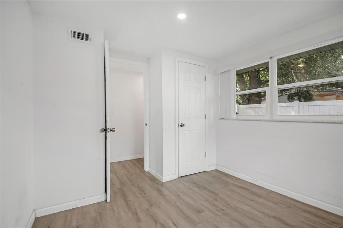 723 24TH STREET — photo 41 of 50