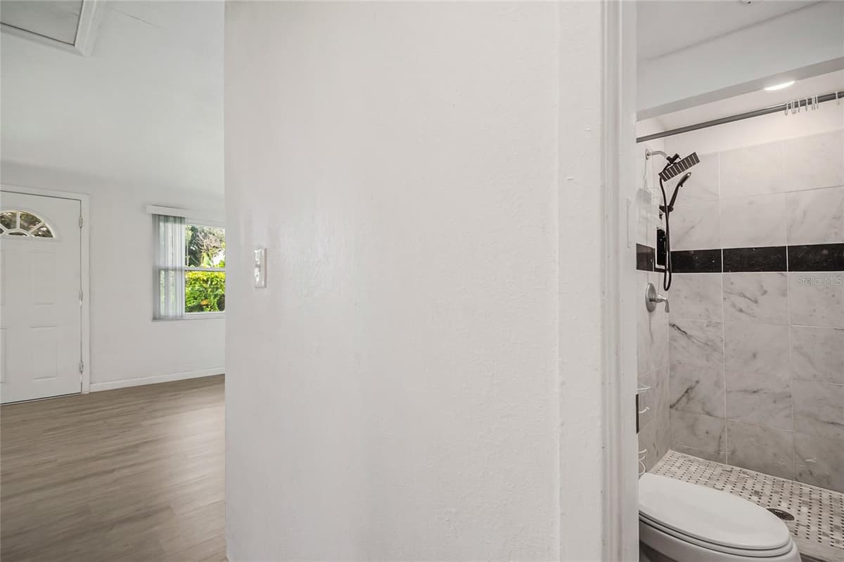 723 24TH STREET — photo 43 of 50