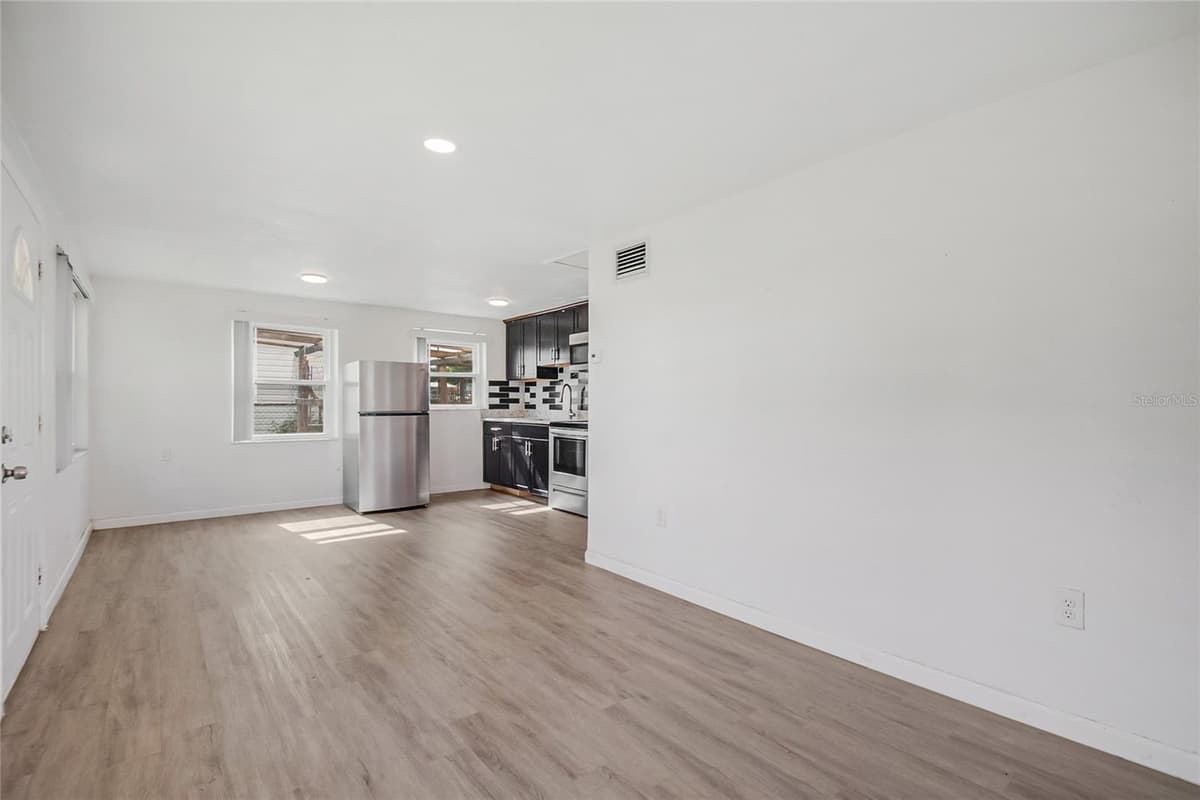 723 24TH STREET — photo 37 of 50