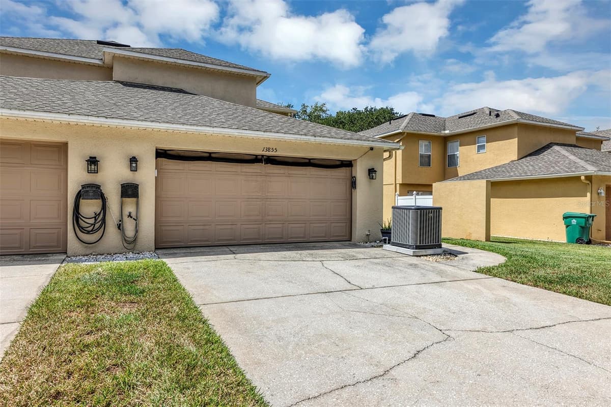 13855 GOLDEN RUSSET DRIVE — photo 40 of 44