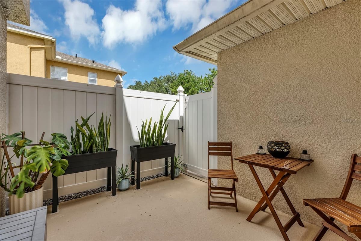 13855 GOLDEN RUSSET DRIVE — photo 33 of 44