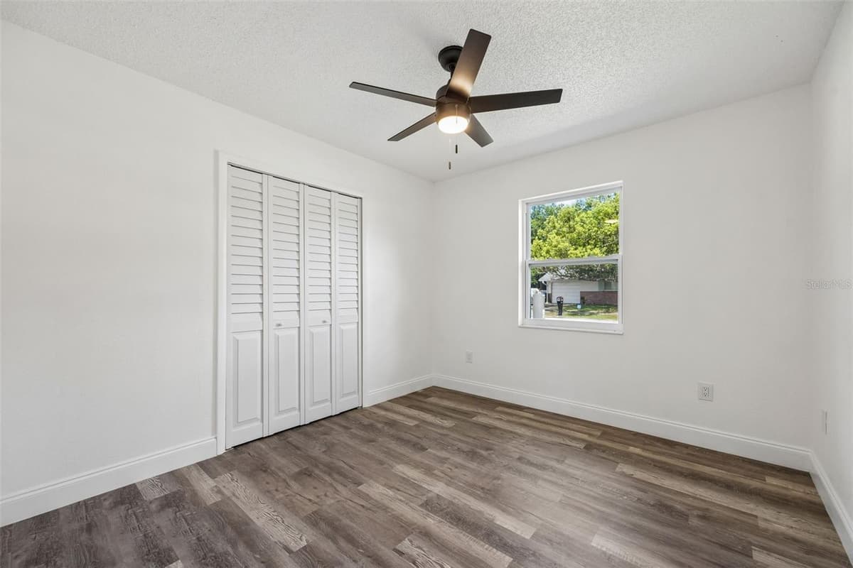 1660 ASHWOOD AVENUE — photo 14 of 22