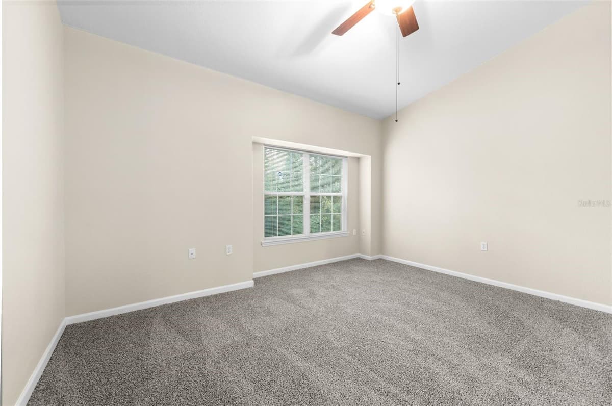 5007 45TH ROAD — photo 13 of 19