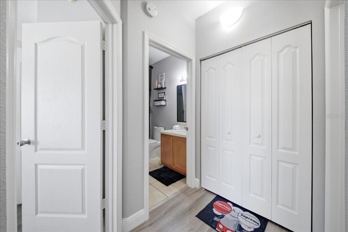 2301 BETSY ROSS LANE — photo 18 of 30