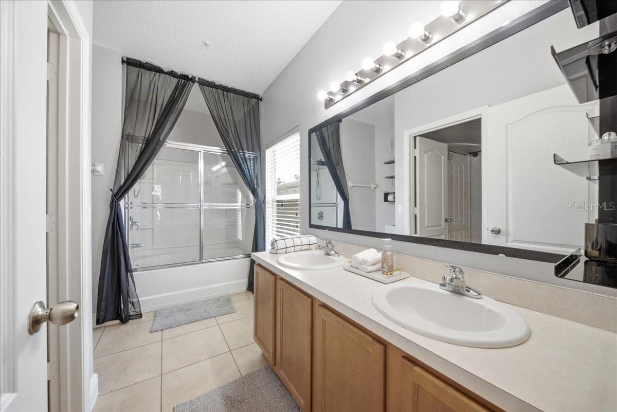 2301 BETSY ROSS LANE — photo 14 of 30