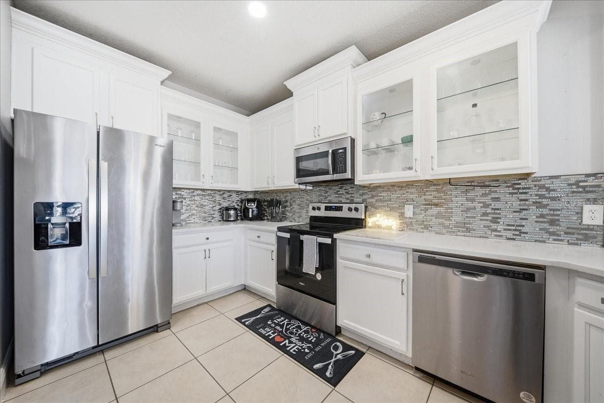 2301 BETSY ROSS LANE — photo 10 of 30