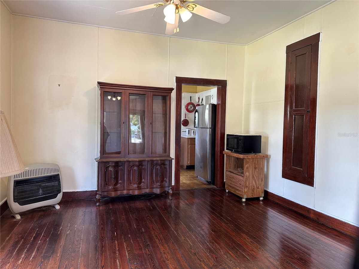 1209 ELLICOTT STREET — photo 9 of 12