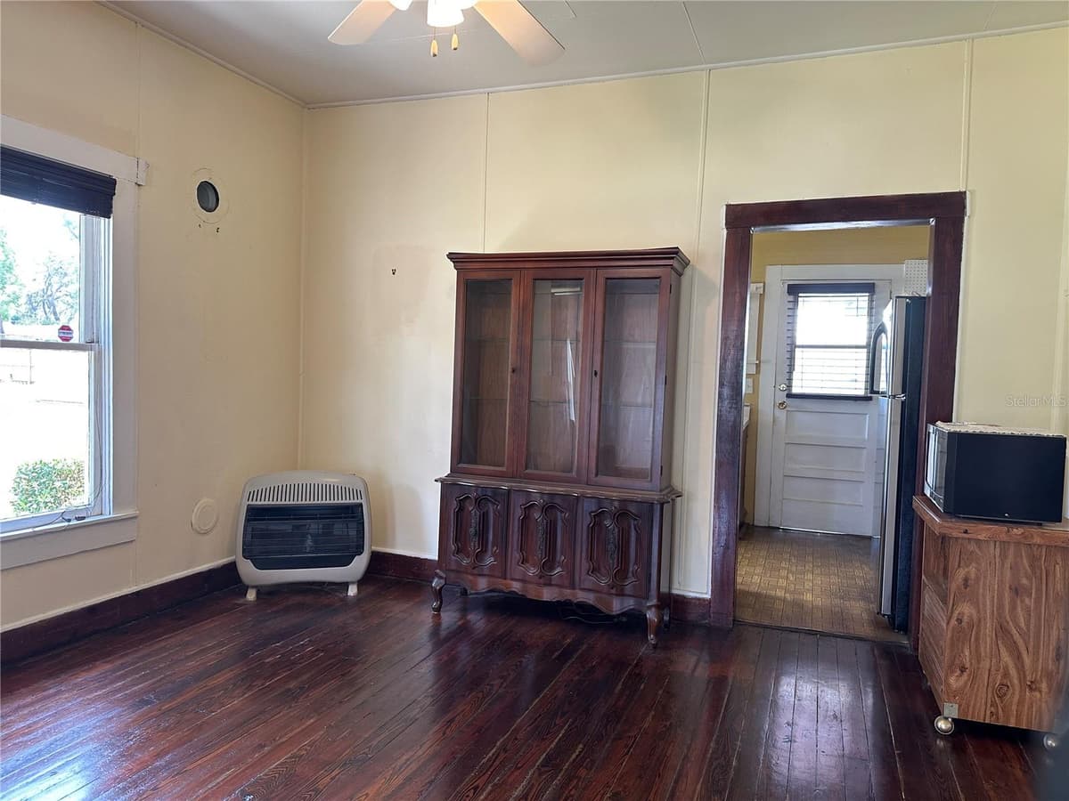 1209 ELLICOTT STREET — photo 10 of 12