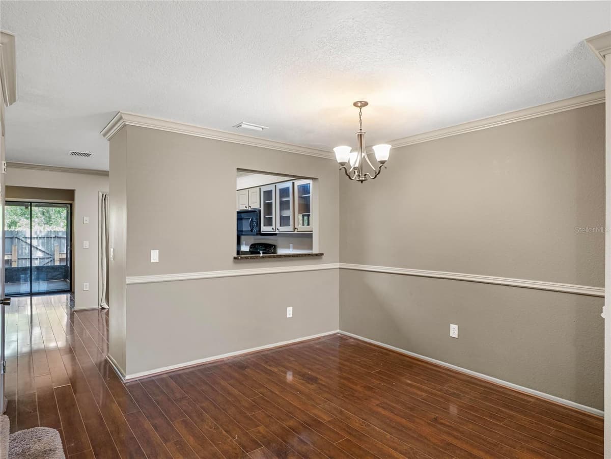 2820 REVERE COURT — photo 9 of 29