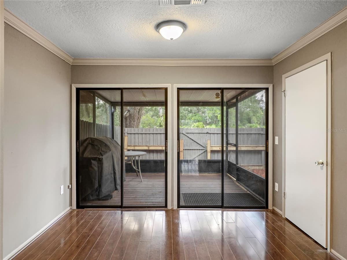 2820 REVERE COURT — photo 14 of 29