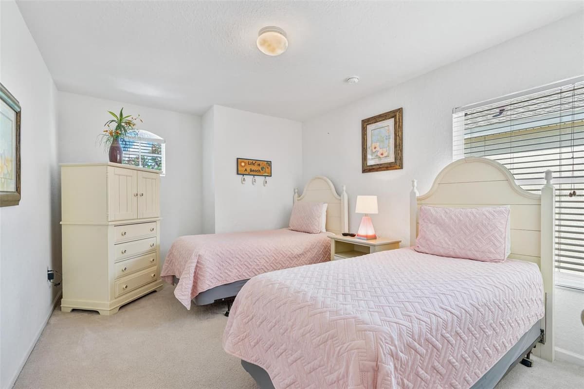 7795 BASNETT CIRCLE — photo 15 of 39