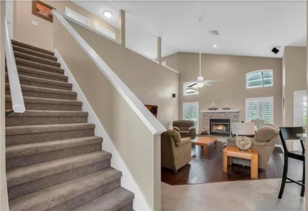 624 HARDWOOD CIRCLE — photo 3 of 25