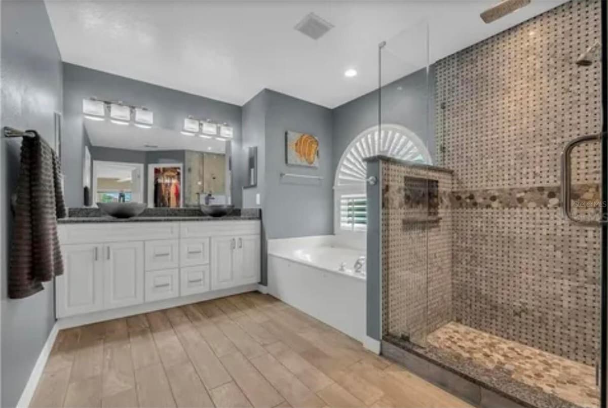 624 HARDWOOD CIRCLE — photo 17 of 25