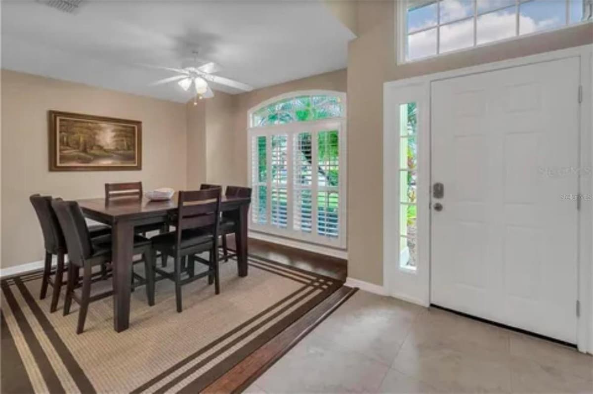 624 HARDWOOD CIRCLE — photo 6 of 25