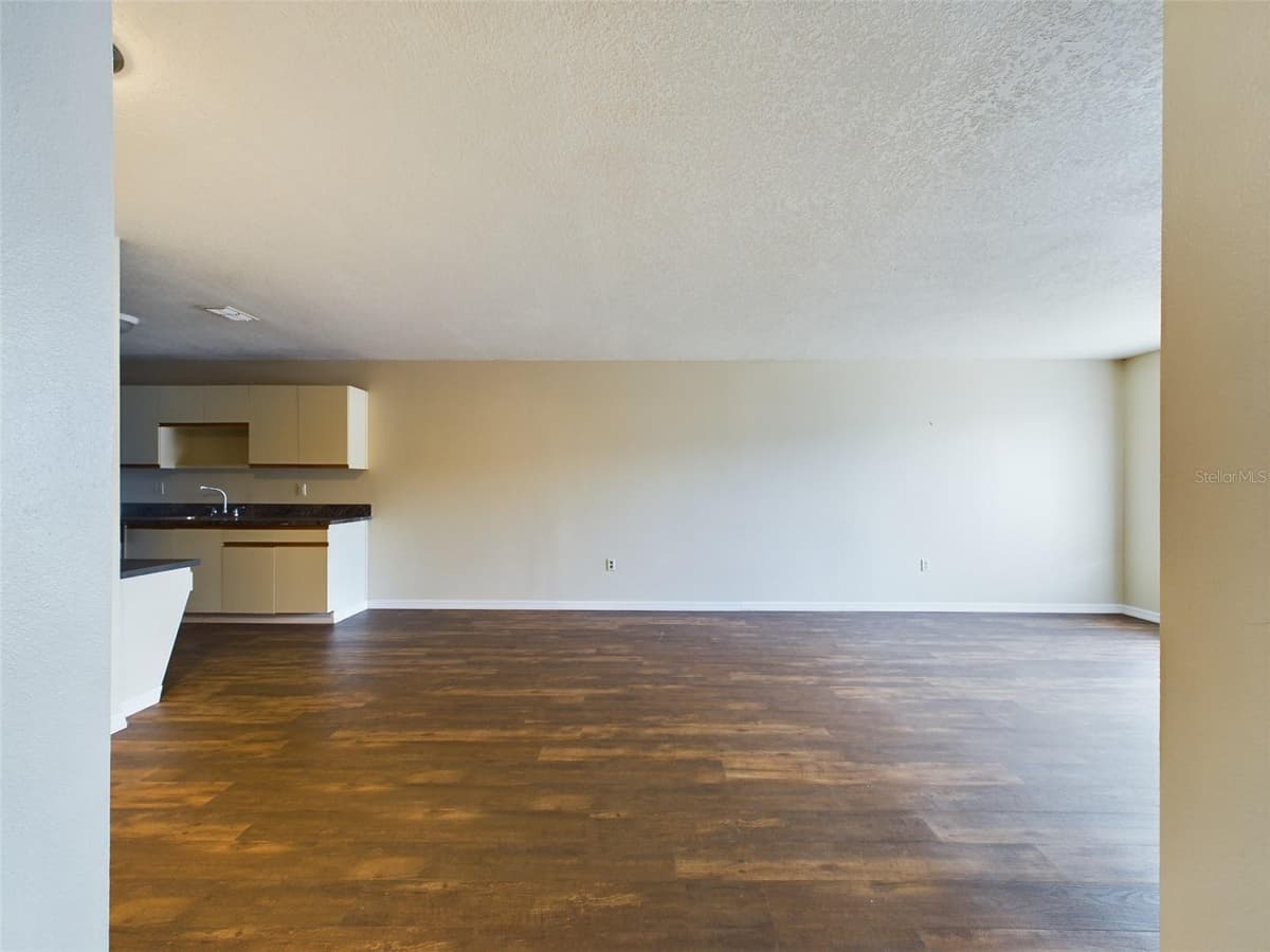 244 WINTER RIDGE BOULEVARD — photo 25 of 26