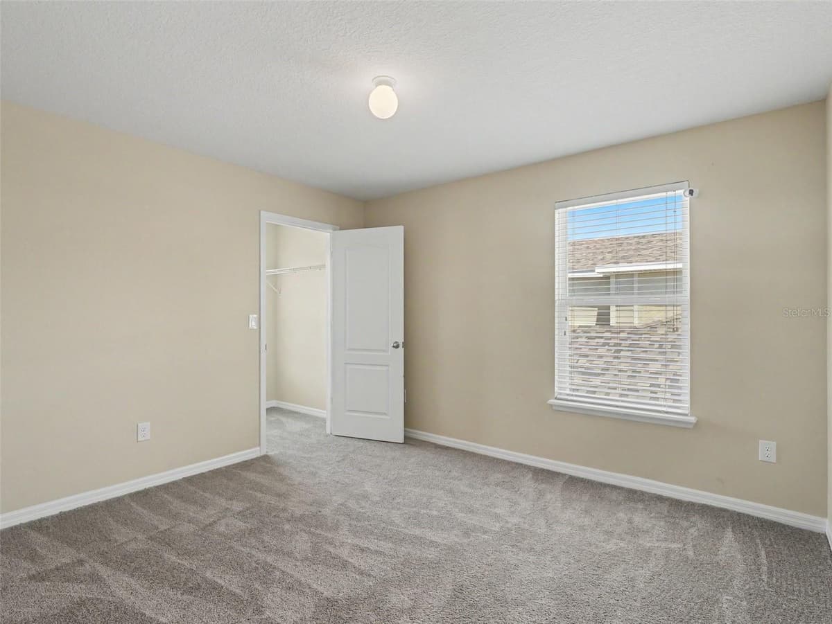 10413 AVIAN FORREST DRIVE — photo 26 of 41