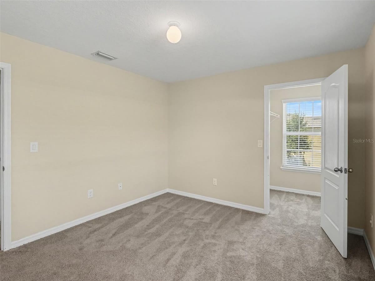 10413 AVIAN FORREST DRIVE — photo 27 of 41