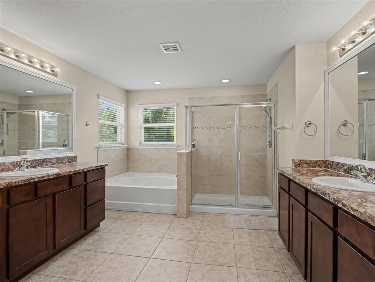 10413 AVIAN FORREST DRIVE — photo 20 of 41
