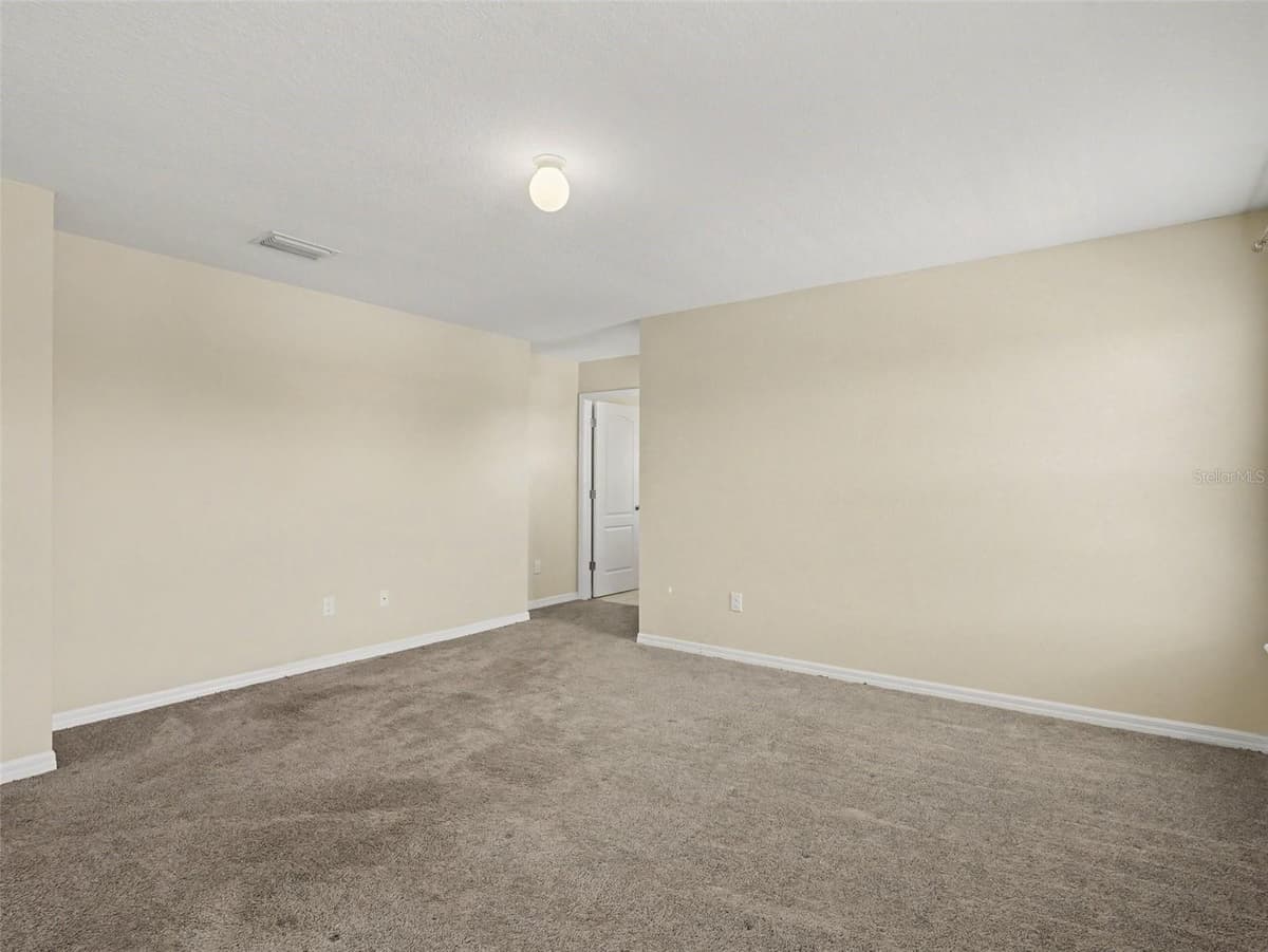 10413 AVIAN FORREST DRIVE — photo 29 of 41