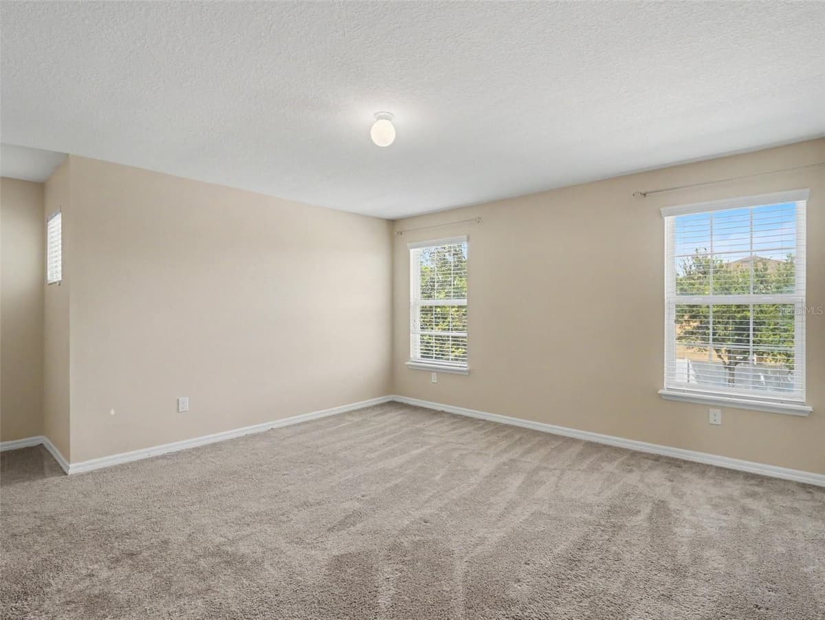 10413 AVIAN FORREST DRIVE — photo 28 of 41