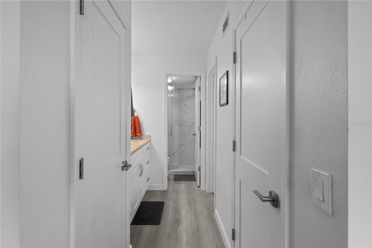 5505 LA PUERTA DEL SOL BOULEVARD — photo 21 of 39